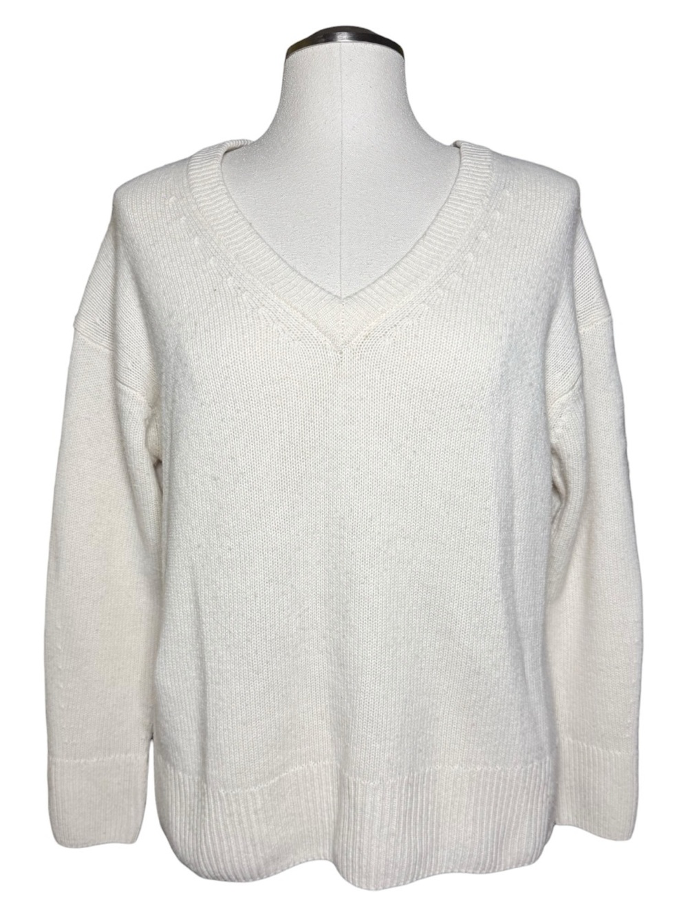 Massimo Dutti V-Neck Cashmere Wool Cream Fall Sweater